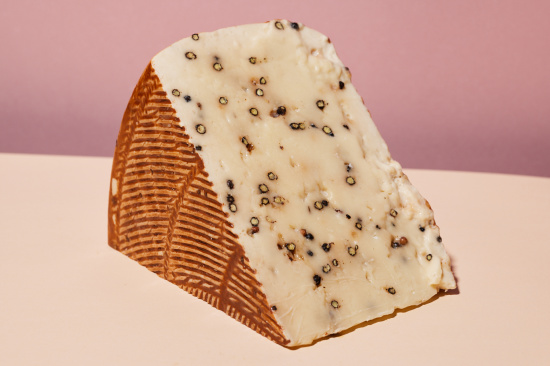 Pecorino Pepato, mit Pfeffer, wrzig, krftig